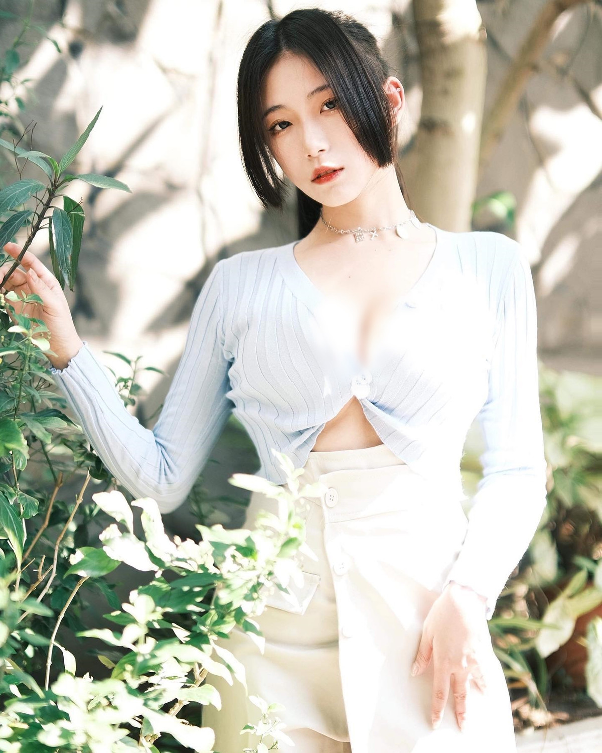 Các fan hâm mộ theo chân Lăng Thần từ ngày cô nàng mới nổi tiếng hi vọng, cô nàng sẽ tiến xa hơn, có ngày nằm trong hàng ngũ những hot girl top đầu.