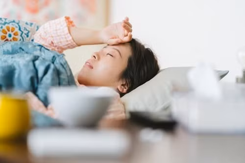 Khi ngu co 3 bieu hien nay, gan ton thuong lon-Hinh-2