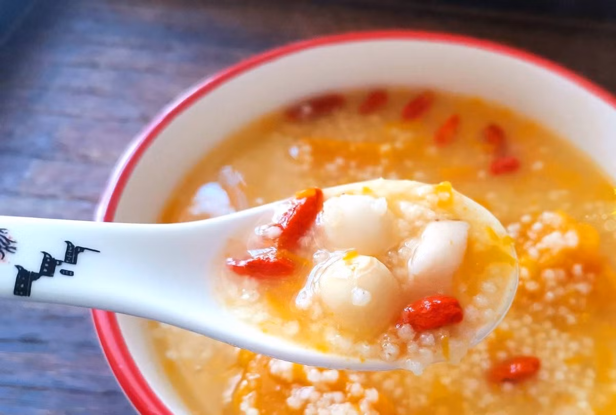 An hat sen nau thu nay, ngon lai bo duong, khi huyet doi dao-Hinh-2