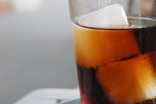 Dau bung di kham, bac si bao uong nuoc nay va ket bat ngo