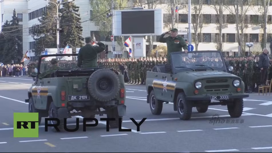 Báo cáo kết quả, chuẩn bị tiến hành duyệt binh.
