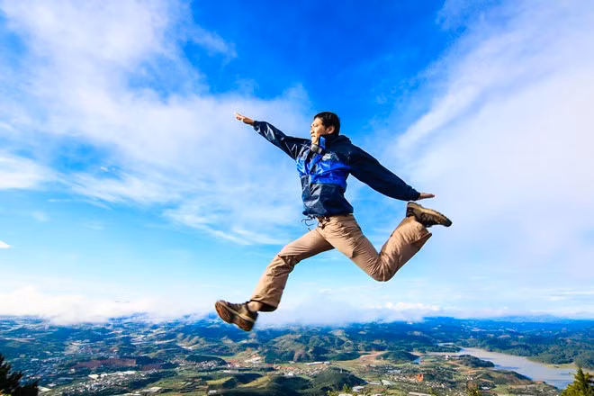 Bùi Trọng Nghĩa chia sẻ, cảm giác được bay trên đỉnh Lang Biang sẽ không thể nào quên.