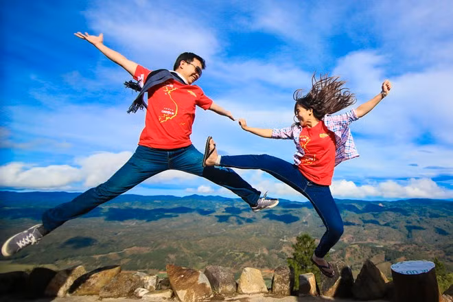 "Cuộc chiến" không căng thẳng mà chỉ làm cho đôi bạn trẻ thêm ngất ngây cảm xúc.