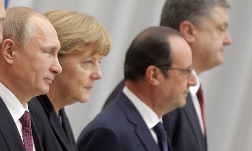 Lanh dao Nga, Duc, Phap, Ukraine thao luan ve lenh ngung ban