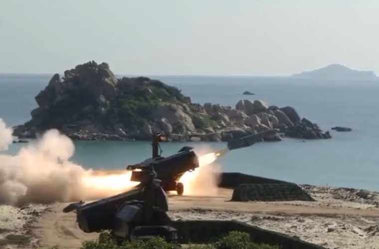 Nhưng bên cạnh đó có ý kiến khác cho rằng những lời "đanh thép" của LNA chỉ là đòn tâm lý mà thôi, bởi nếu họ đánh chìm tàu của Thổ Nhĩ Kỳ thì gần như chắc chắc Ankara sẽ chính thức tham chiến, điều này không có lợi cho LNA.