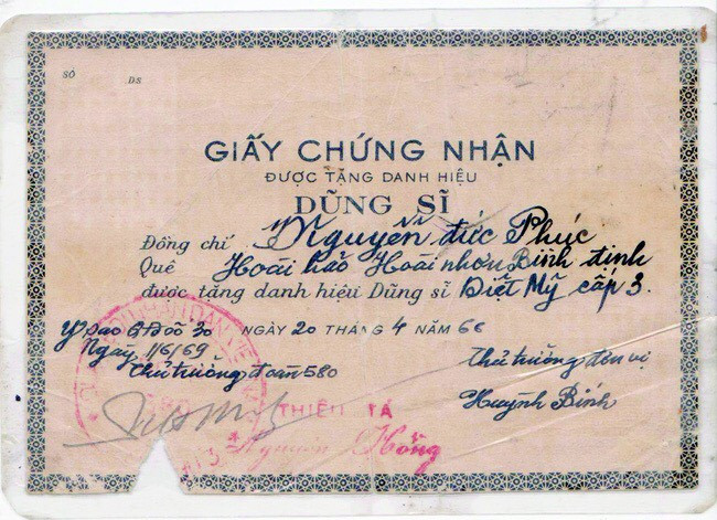 Cựu trung tá Nguyễn Đức Phúc: “Tôi khóc nghẹn trước thềm chiến thắng 30/4/1975“ - Hình 4 Cuu trung ta Nguyen Duc Phuc: “Toi khoc nghen truoc them chien thang 30/4/1975“-Hinh-4