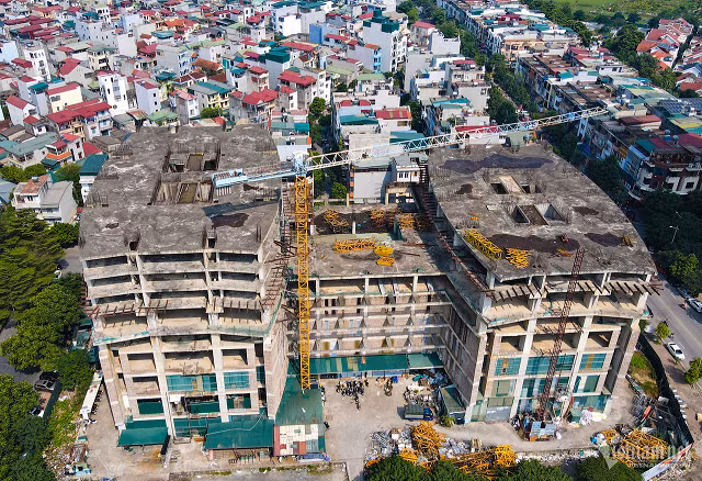 Co phieu bi han che giao dich, PVR noi gi?