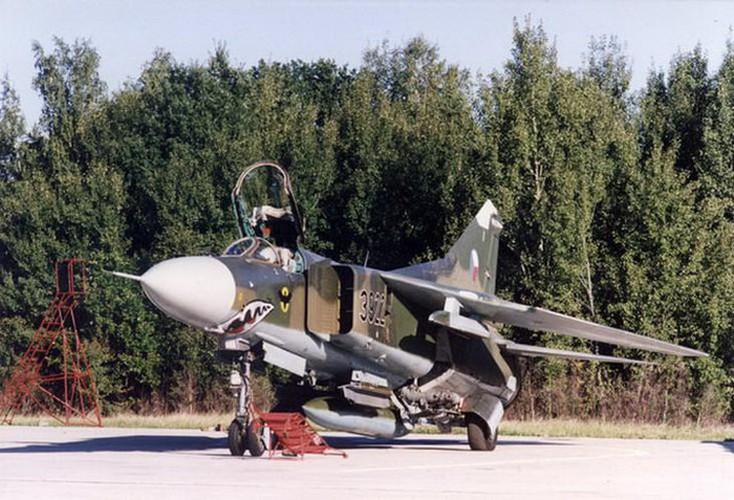 Việc sản xuất bắt đầu vào năm 1970 và đã có 5.047 chiếc được chế tạo.