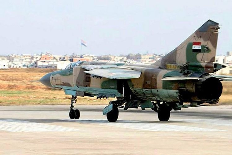 Trong tay lực lượng LNA đang có trong tay hàng chục máy bay MiG-23.