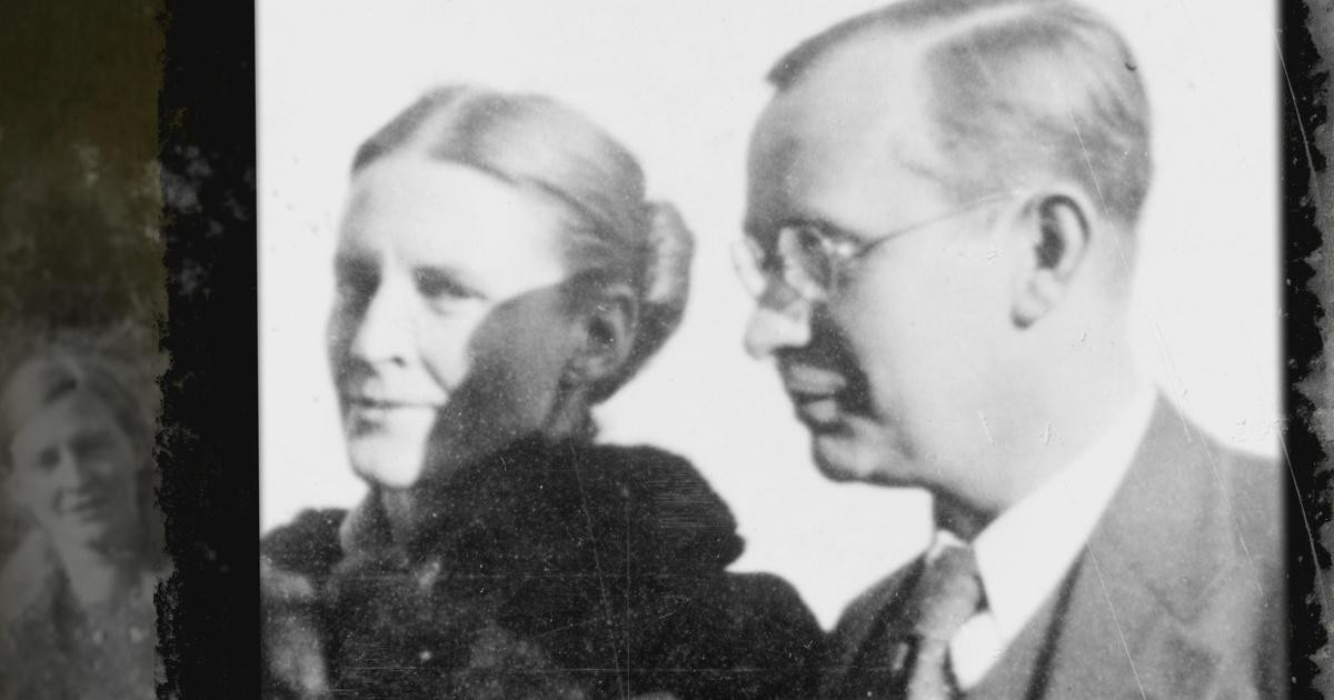 Bà Mildred quen biết nhiều người ở lĩnh vực xã hội, giáo dục và văn học nên tiếp cận được nhiều tin tức quan trọng của phát xít Đức. Nhờ những thông tin mà bà cùng các đồng nghiệp thuộc Dàn Hợp xướng Đỏ cung cấp, Liên Xô sử dụng hiệu quả tin tình báo khiến phát xít Đức thiệt hại lớn.