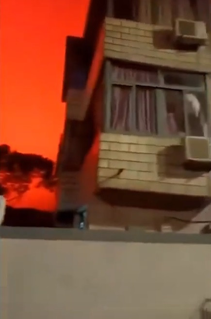 Tuy nhiên, thông tin này nhanh chóng bị giới chức trách phủ nhận. Họ cho hay không xảy ra vụ cháy nào ở Chu Sơn trong khoảng thời gian bầu trời có màu đỏ hiếm gặp.