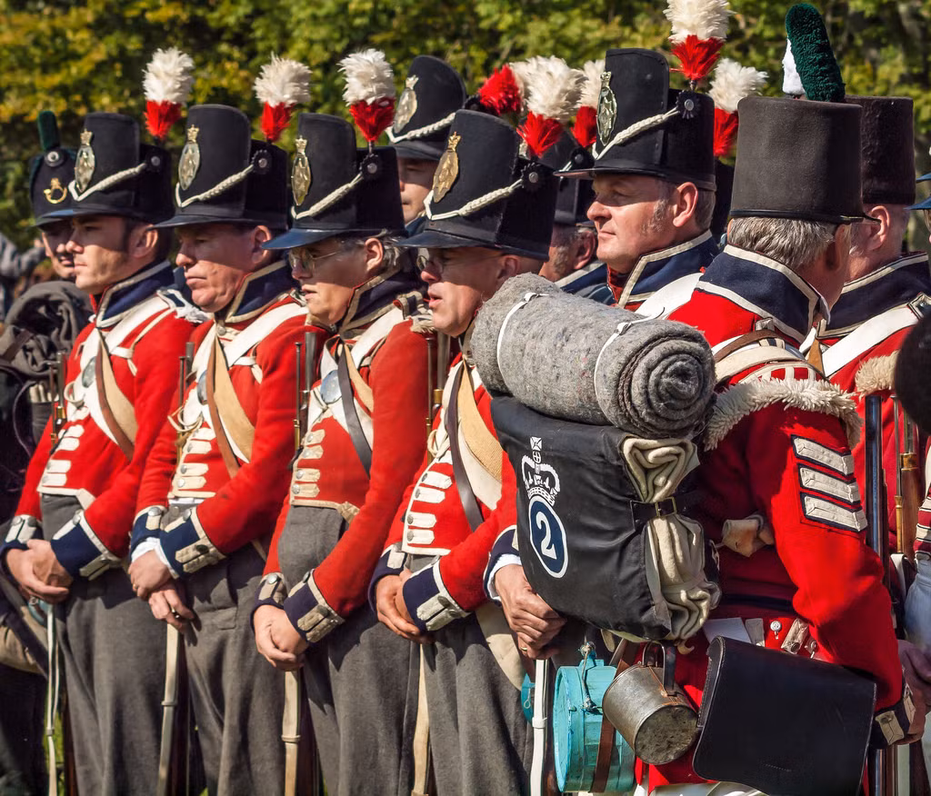 Khi làm nhiệm vụ, vệ binh hoàng gia Anh không được phép làm ảnh hưởng xấu đến hình ảnh của Nữ hoàng và hoàng tộc.