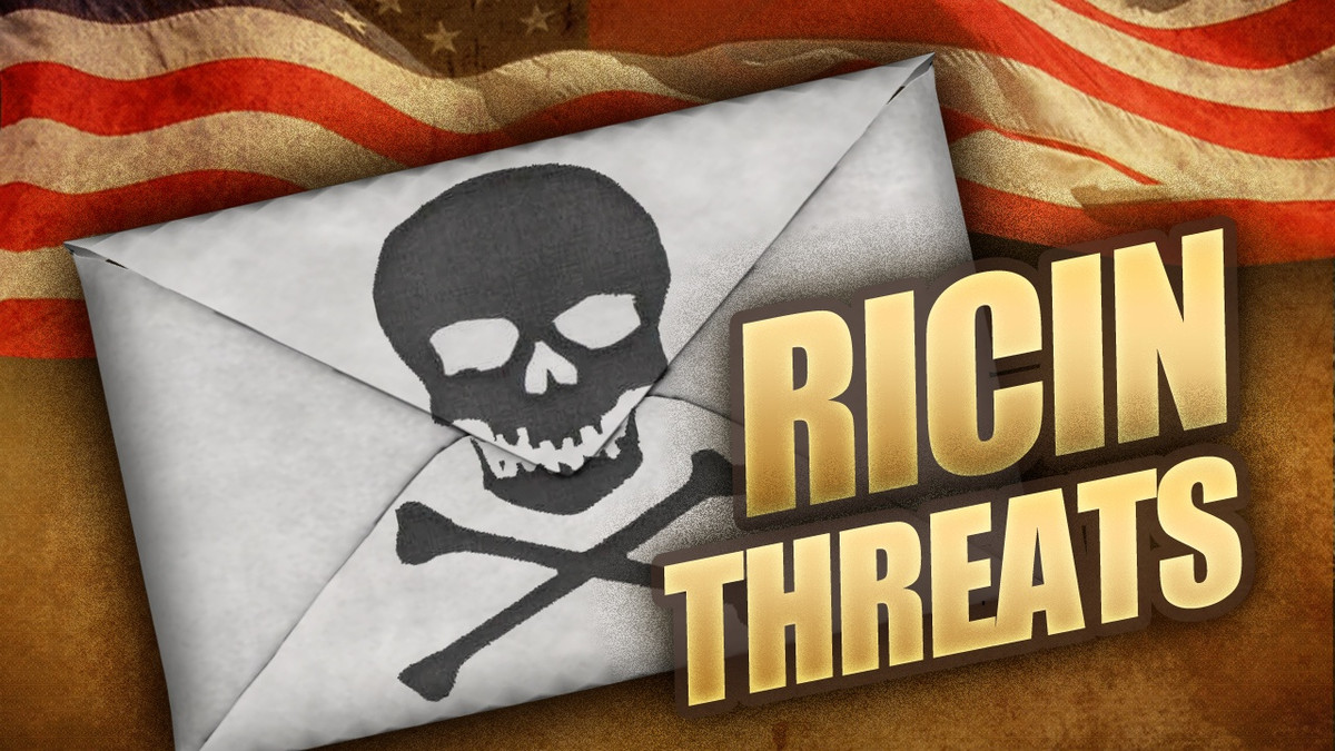 Chất độc Ricin: Ricin là một chất độc tự nhiên có trong hạt thầu dầu (Ricinus Communis). Độc tính khủng khiếp của Ricin mạnh hơn Xyanua rất nhiều (gấp khoảng 500 lần). Chỉ một lượng độc bằng hạt cát cũng có thể cướp đi sinh mạng của một người trưởng thành.