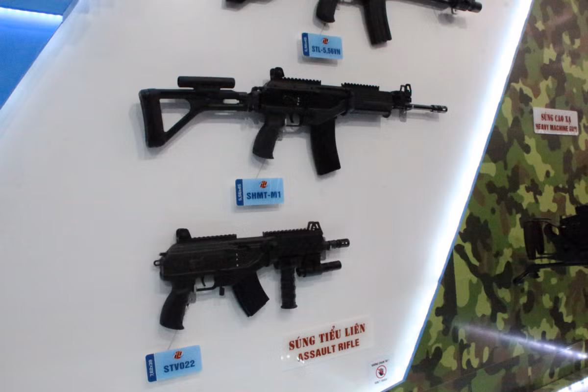 Hiện tại Nhà máy Z111 đã sản xuất các phiên bản (STV 022, STV 215, STV 270, STV 380, STV 406, STV 410, STV 416...), nhưng hiện tại tập trung vào 3 loại (STV 022, STV 215 và STV 380) để trang bị cho các đơn vị trong quân đội theo đặt hàng của Bộ Quốc phòng.