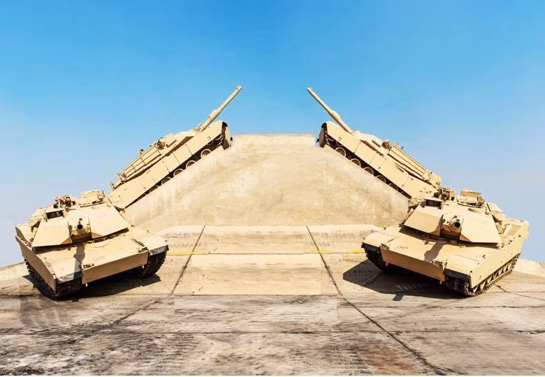 Khi nắm trong tay số lượng cực lớn xe tăng M1A1 Abrams hiện đại và có cả dây chuyền sản xuất gần như hoàn chỉnh thì việc Ai Cập xin được lắp ráp T-90 ở dạng giản đơn là rất phi lý.