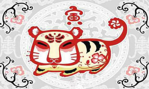 Tuổi Dần: Vận thế chung: 4.4 điểm. Sự nghiệp: 4.3 điểm. Tình cảm: 4.3 điểm. Tài vận: 4.4 điểm. Sức khỏe: 4.5 điểm. Sự nghiệp: Có chút điều chỉnh. Công việc: Vẫn duy trì được trạng thái bình ổn. Tài vận: Các khoản thu nhập khó được như ý. Tình cảm: Đào hoa không vượng, vận thế có phần sa sút. Sức khỏe: Chú ý đề phòng bệnh ngoài da. Quý nhân: Tuổi Tuất. Tiểu nhân: Tuổi Dần. Lời khuyên: Nên thận trọng trong đầu tư. Nguồn ảnh: Sina.