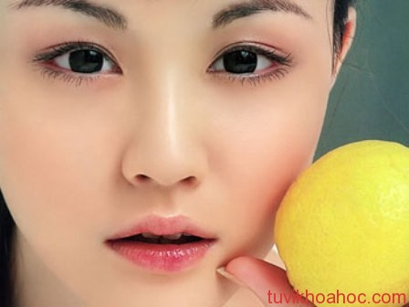 Trong chuyện tình cảm thường đa nghi dễ dao động bởi ý kiến của người khác. Nếu là con gái thì luôn được mọi người coi là gái ngoan. Nguồn ảnh: Internet.