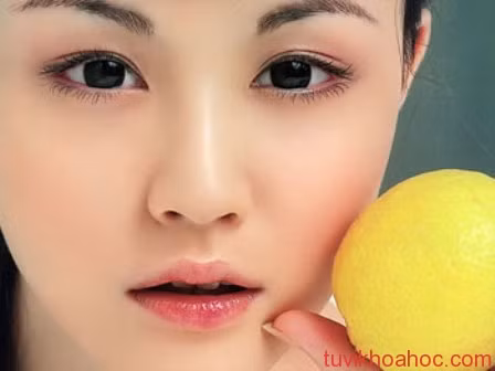 Trong chuyện tình cảm thường đa nghi dễ dao động bởi ý kiến của người khác. Nếu là con gái thì luôn được mọi người coi là gái ngoan. Nguồn ảnh: Internet.