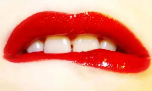 Theo thông tin đăg tải trên mạng Sina (Trung Quốc), từ góc độ nhân tướng học, chỉ cần nhìn vào tướng đôi môi có thể hiểu được tính cách của một người nào đó. Nguồn ảnh: Internet.