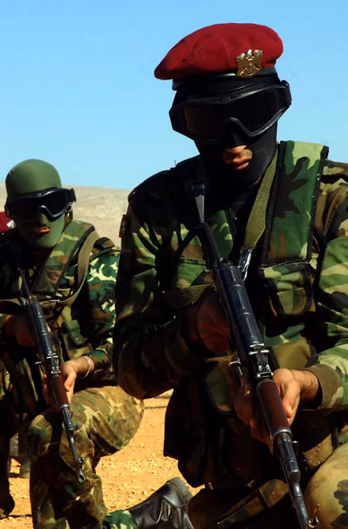 Một nhóm lính đặc nhiệm trông rất “hầm hố”. Nguồn ảnh: Oryx