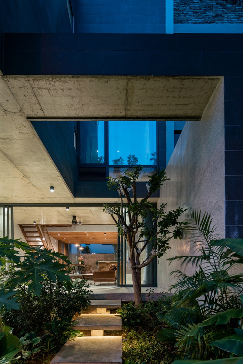 Chiem nguong ngoi nha huong song dep den nao long o quan 7