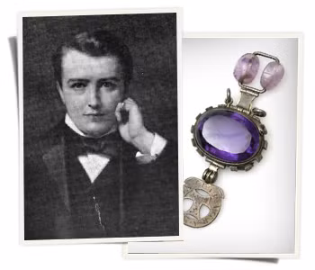 Theo đó, cả 2 người bạn này của ông Allen đều gặp chuyện tồi tệ như đột nhiên mất giọng không thể hát như trước. Vì vậy, họ quyết định trả lại viên đá thạch anh tím Delhi cho ông Allen.