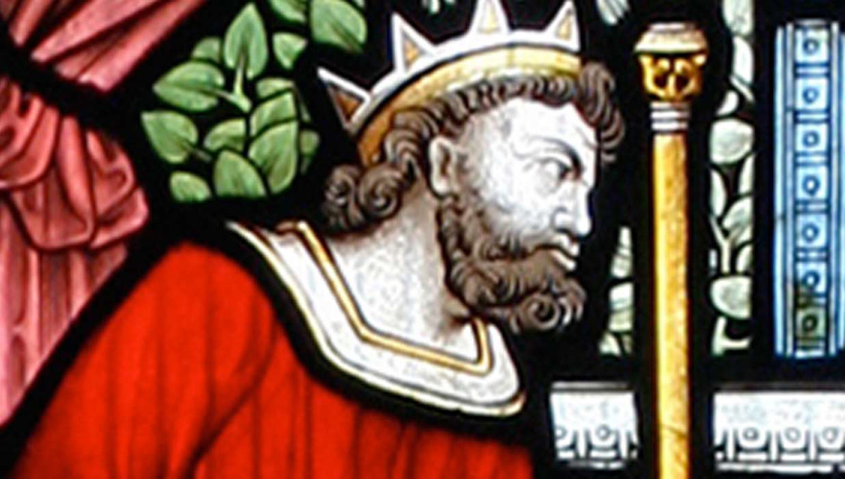 Trước khi bị xử tử, Mariamne được mô tả là một mỹ nhân tuyệt sắc khiến Herod I si mê. Theo một số tài liệu, trong khi Herod đại đế yêu cuồng si Mariamne thì người đẹp này không đáp lại tình cảm của nhà vua.