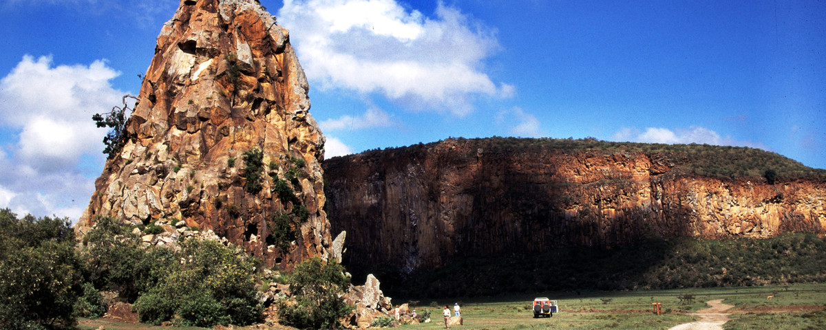 Trong số này, nổi tiếng nhất là giai thoại kể rằng Fischer’s Tower chính là hóa thân của một cô gái trẻ có tên Masai bị hóa đá.