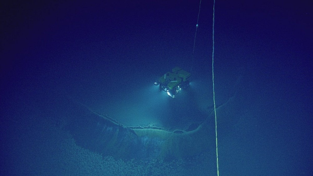 Không những vậy, bên trong hồ còn có chứa lượng độc tố lớn là hydrocarbon.