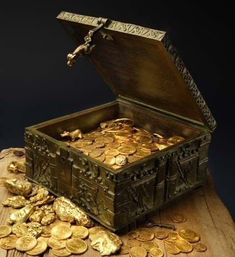 Theo ông Fenn, một người đến từ mạn Đông nước Mỹ đã tìm thấy kho báu. Người này muốn giấu danh tính của mình và xác nhận việc tìm thấy rương vàng bằng cách gửi cho ông Fenn một bức ảnh chụp số của cải giá trị tìm thấy.