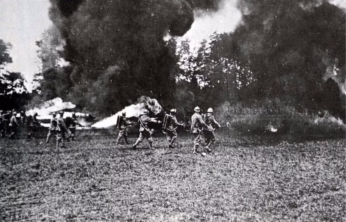 Một đơn vị của quân đội Italy tấn công các mục tiêu của Áo năm 1918.