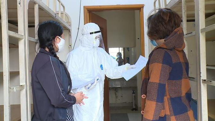 Thêm 3 ca mắc COVID-19, trong đó 2 ca nhập cảnh trái phép Them 3 ca mac COVID-19, trong do 2 ca nhap canh trai phep