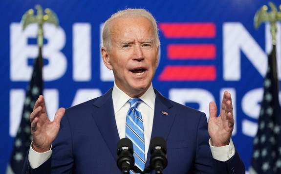 Theo đó, công chúng dành nhiều sự quan tâm đến ông Joe Biden. Những chi tiết thú vị và bất ngờ về cuộc sống của ông thu hút sự quan tâm của công chúng. Trong số này có việc ông Biden có tuổi thơ không mấy vui vẻ khi bị bạn bè trêu trọc vì tật nói lắp.