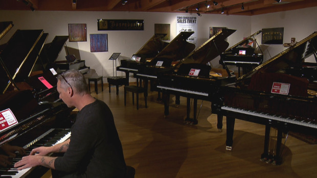 Theo chia sẻ của ông Amato, từ trước đến nay ông chưa từng học âm nhạc. Thế nhưng, kể từ sau vụ tai nạn, ông có thể chơi nhiều loại nhạc cụ một cách chuyên nghiệp dù chưa học qua trường lớp nào. Ông đột nhiên trở thành một thiên tài âm nhạc biết chơi nhạc và sáng tác nhạc khiến nhiều người bất ngờ.