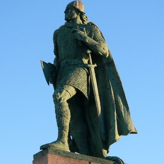 Những nghiên cứu của nhà thám hiểm người Na Uy Helge Ingstad cho thấy địa điểm mà đoàn thám hiểm của Ericson dừng chân khi ấy là Vinsland, mũi phía Bắc Newfoundland ngày nay.