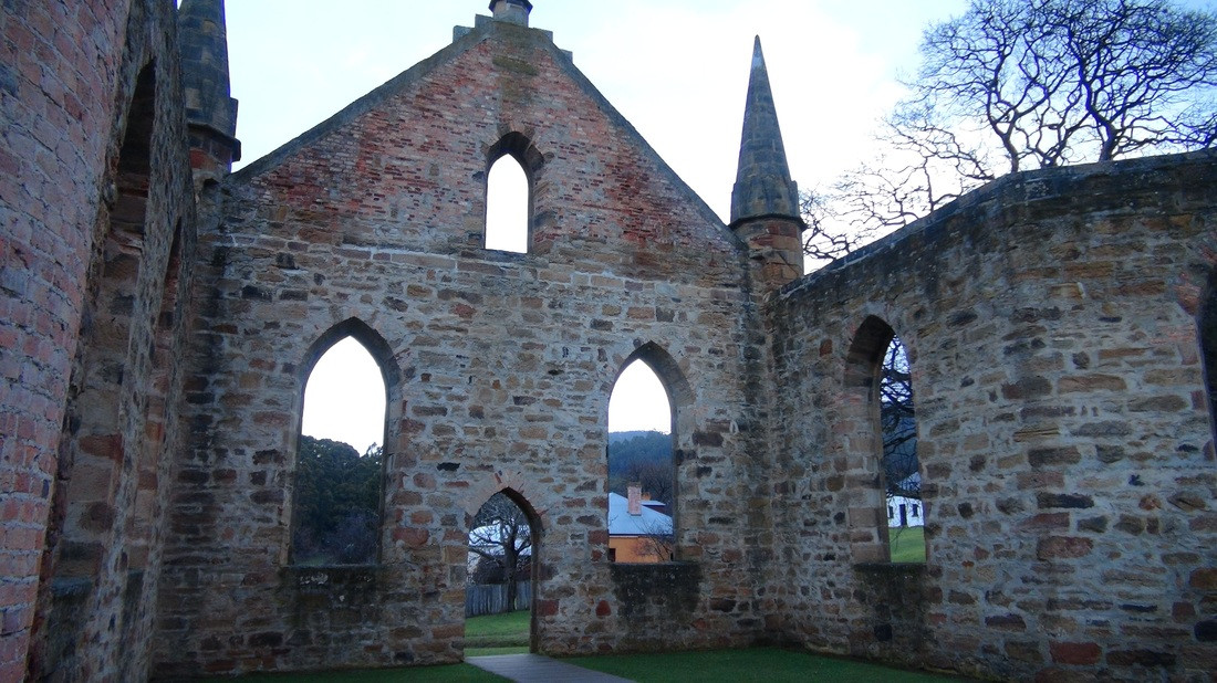 Vì vậy, những linh hồn này trú ngụ trong một số công trình ở Port Arthur như nhà tù, bệnh viện...