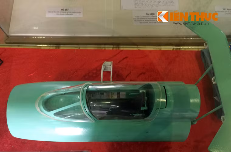 Ảnh: Mô hình buồng tập lái Su-22M4 trưng bày tại Bảo tàng Phòng không – Không quân.