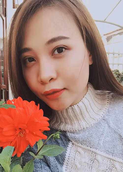 Đàm Thu Trang Next Top Model từng tiết lộ mẫu người khiến cô rung động. Đó là những người đàn ông mang một vẻ bụi bặm, nam tính. Cô không thích những người đàn ông quá chải chuốt và quá quan trọng về hình thức. Ảnh: Intagram nhân vật