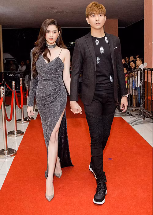 Trương Quỳnh Anh gắn bó với Tim được 7 năm. Dù đã có với nhau một cậu con trai và đăng ký kết hôn từ lâu nhưng cả hai vẫn chưa làm đám cưới.