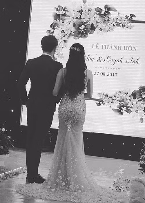 Nghi vấn Tim - Trương Quỳnh Anh làm đám cưới vào ngày 27/8 sắp tới lập tức gây xôn xao dư luận bởi cách đây không lâu, cả hai vướng tin đồn đã ly hôn.