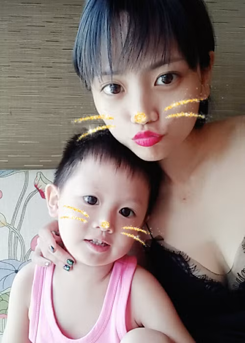 Diễn viên Thúy An "Người phán xử" khoe con trai kháu khỉnh.