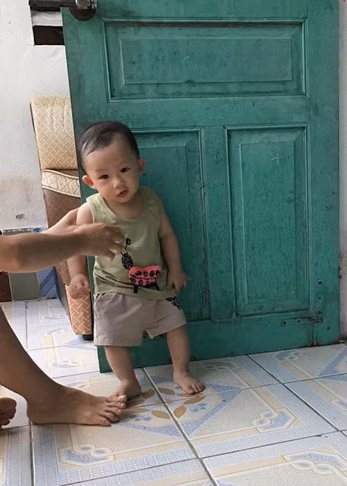 Bé Cu Tèo là trái ngọt đầu tiên của Hiệp Gà với người vợ thứ ba Diệu Thúy.