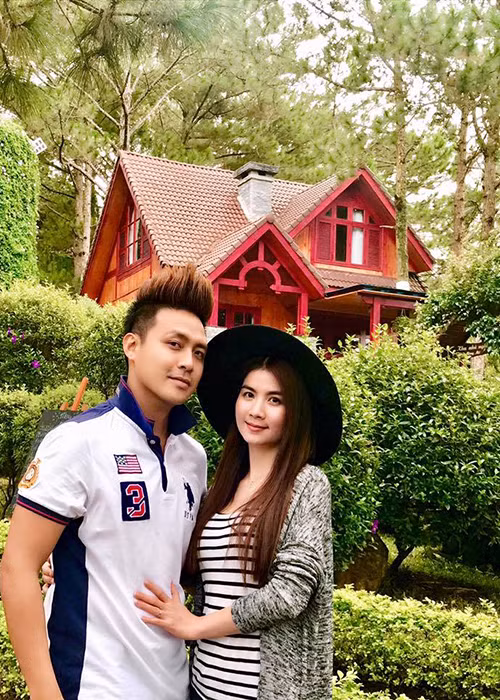 Vợ chồng diễn viên Kha Ly - Thanh Duy tận hưởng khoảnh khắc bình yên bên nhau ở Lâm Đồng.