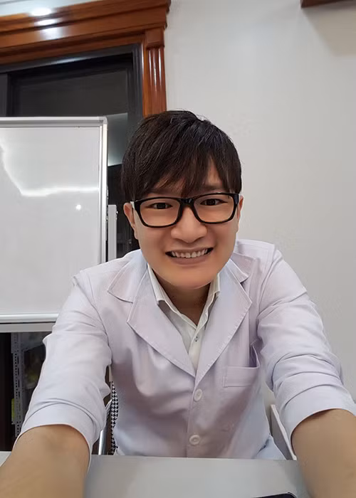 Nhiều khán giả bày tỏ sự thất vọng trước nhan sắc của nam vương Phạm Minh Hữu Tiến. Ảnh: FBNV