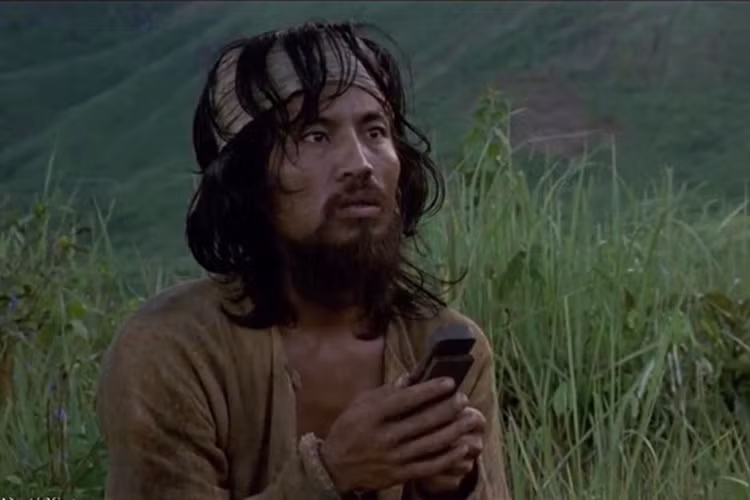 Nam nghệ sĩ sinh năm 1956 còn tham gia các dự án phim quốc tế. Ông từng đóng các bộ phim: “Đông Dương”, “Mùa hè chiều thẳng đứng”, “Xích lô”, “Hai cô con gái ông chủ vườn thuốc”... Ảnh: Phụ nữ news