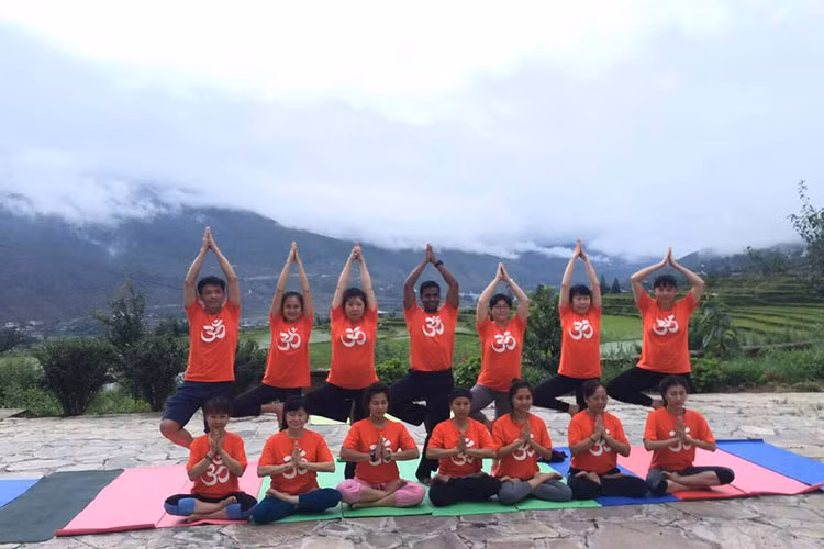 Cuộc sống sau khi lấy chồng ngoại quốc của nữ diễn viên sinh năm 1984 khiến nhiều người tò mò. Ảnh: Fanpage Guru Yoga