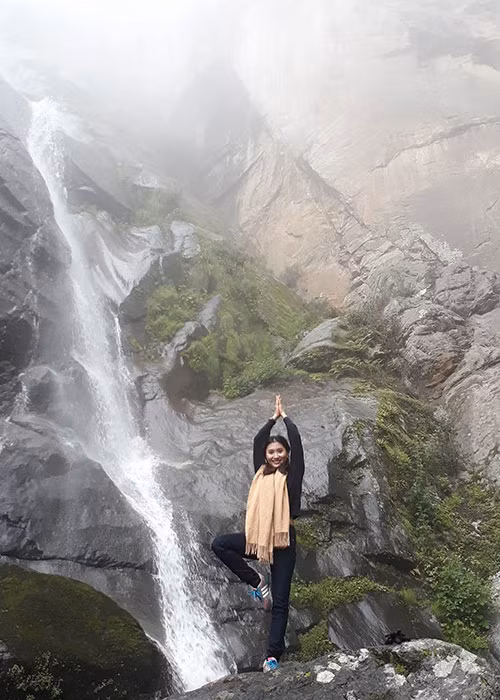 Sau khi kết hôn, Nguyệt Ánh hiếm khi xuất hiện trước truyền thông. Cô hiện có cuộc sống khá bình dị. Ảnh: Fanpage Guru Yoga