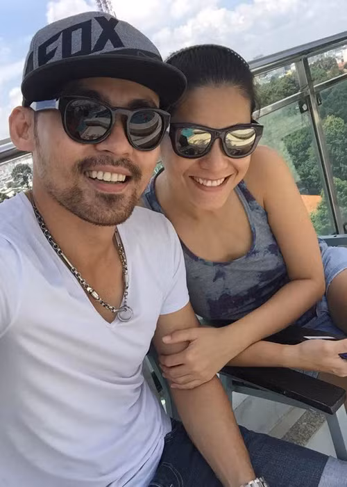 Trước ồn ào của Bảo Thanh, Lâm Minh Thắng vừa lên tiếng bày tỏ không muốn nhắc lại chuyện cũ để tránh làm ảnh hưởng đến nhiều người. Mới nhất, anh khoe hình ảnh gia đình nhỏ của mình đi nghỉ dưỡng đồng thời nhắn nhủ vợ con hãy luôn vững tin bên anh. Ảnh: FBNV