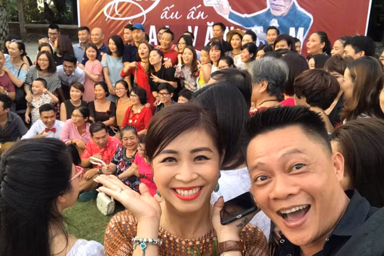 Thay nhà báo Lại Văn Sâm nghỉ hưu, nhà báo Tạ Bích Loan sẽ đảm nhận vị trí Trưởng ban sản xuất các chương trình Giải trí VTV3 từ ngày 1/7. Ảnh: FBNV