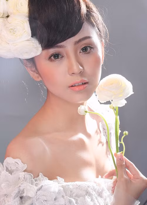 Tân Hoa khôi Nam Bộ 2017 nhận được nhiều lời khen ngợi về sắc đẹp hút hồn. Ảnh: Fanpage cuộc thi